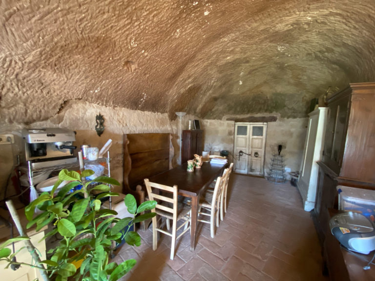 Tuscany-Property-For-Sale-Grotta-009